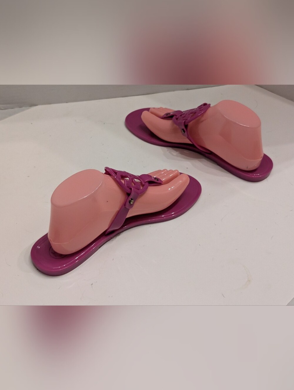 Tory Burch Women's 11 Miller Jelly Thong Sandals Purple Logo - Picture 4 of 8